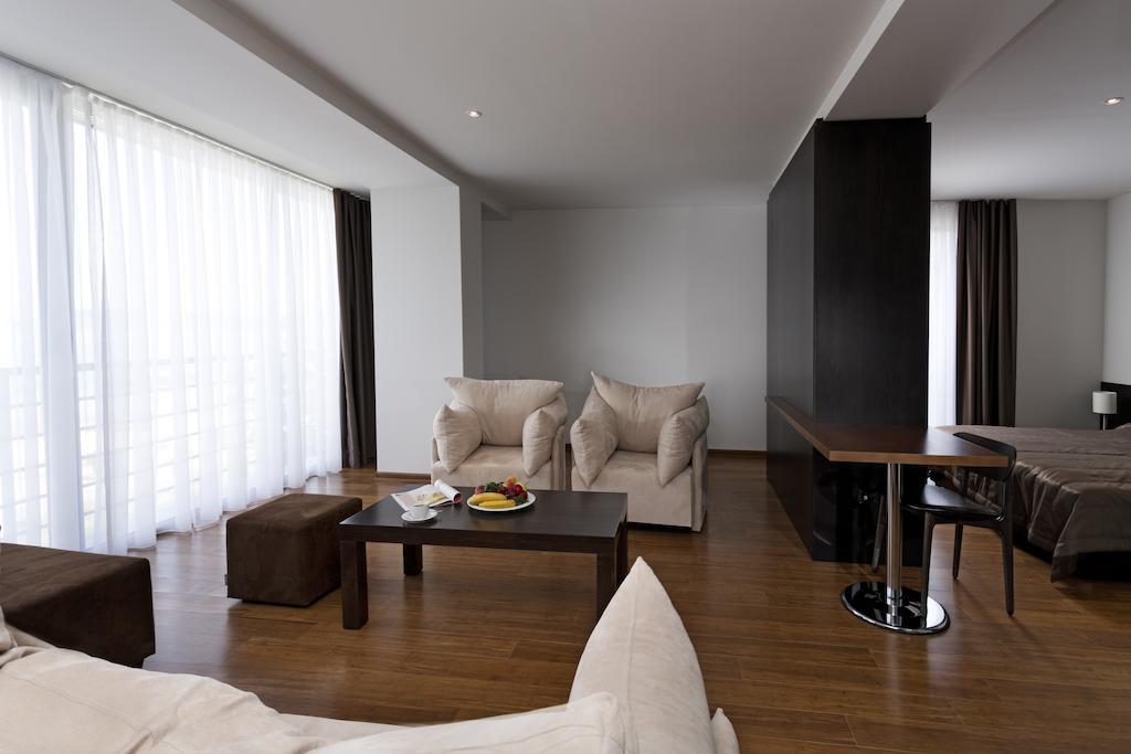 Romantique Dojran Hotel Exterior photo